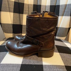 Frye short brown leather boots SZ 5.5B